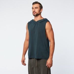 Sleeveless hoodie